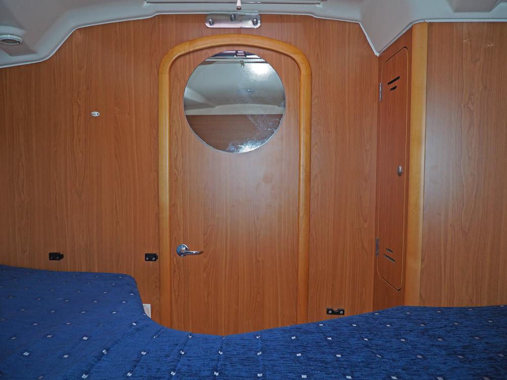 Fore ship, Accommodation